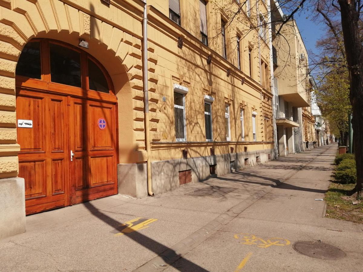 Hanna Apartman Сегед Екстер'єр фото